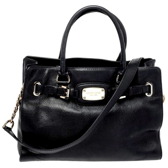 Michael Kors black leather Black Tote Handbag
Shoulder Bag - Picture 8 of 8